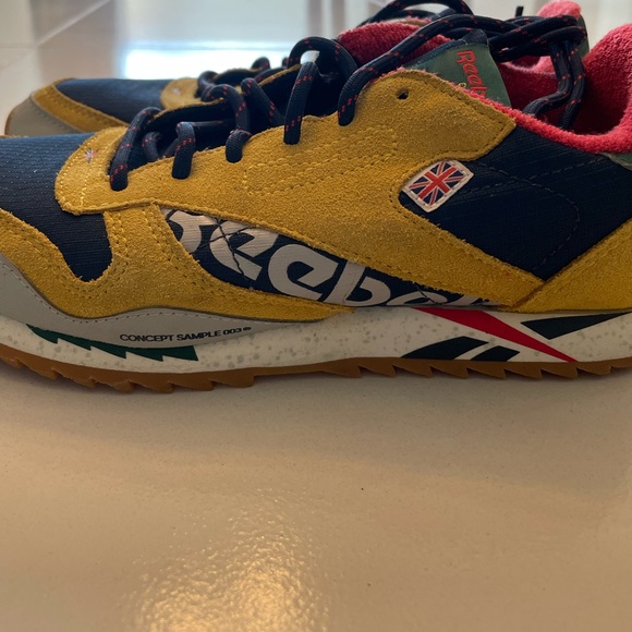 Mens Reebok classics - Picture 3 of 3